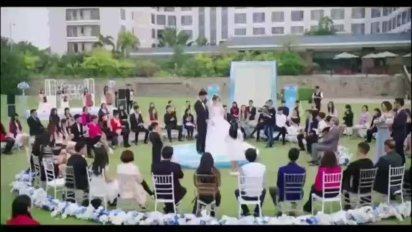 前任男友在婚礼上唱了一首歌，新娘哭成泪人