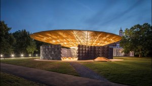 Serpentine Pavilion glows at night to 